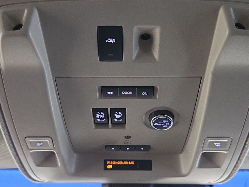Thumbnail: 2015 GMC Yukon - 29