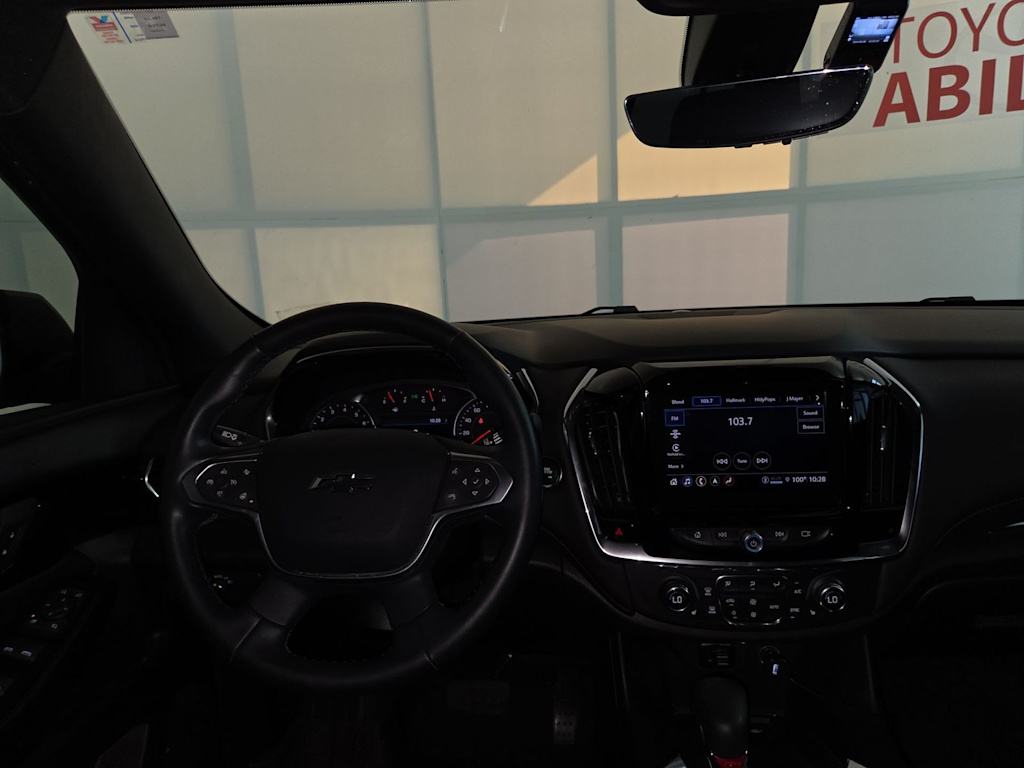 Thumbnail: 2023 Chevrolet Traverse - 2