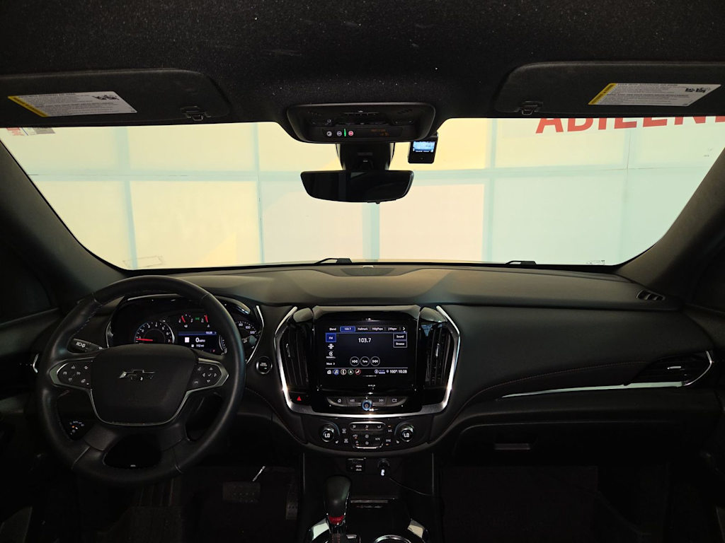 Thumbnail: 2023 Chevrolet Traverse - 10