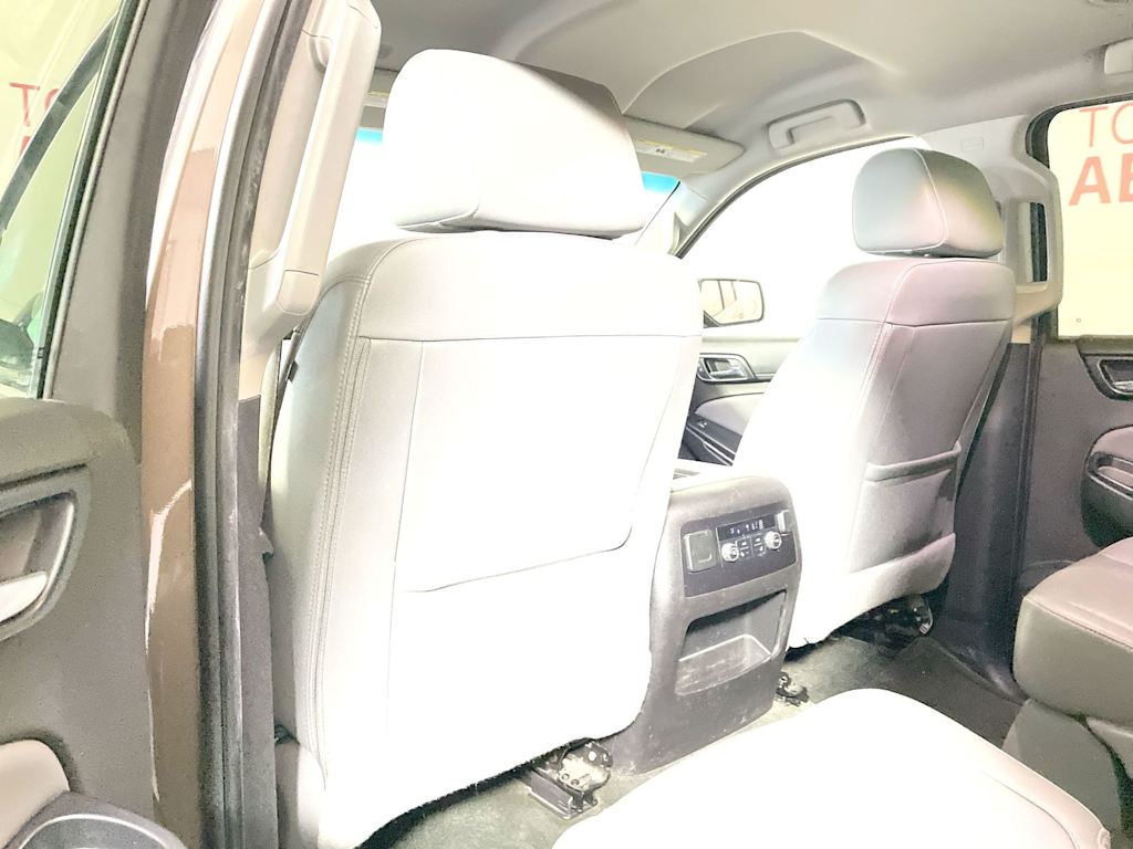 Thumbnail: 2016 Chevrolet Tahoe - 11