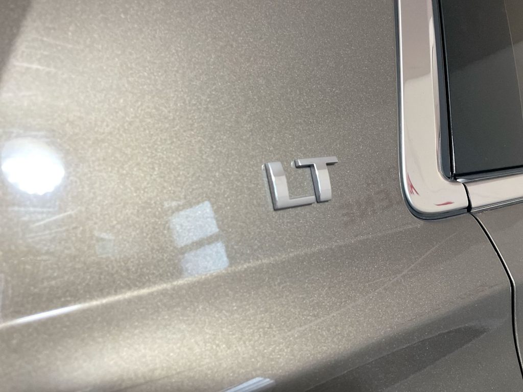 Thumbnail: 2016 Chevrolet Tahoe - 17