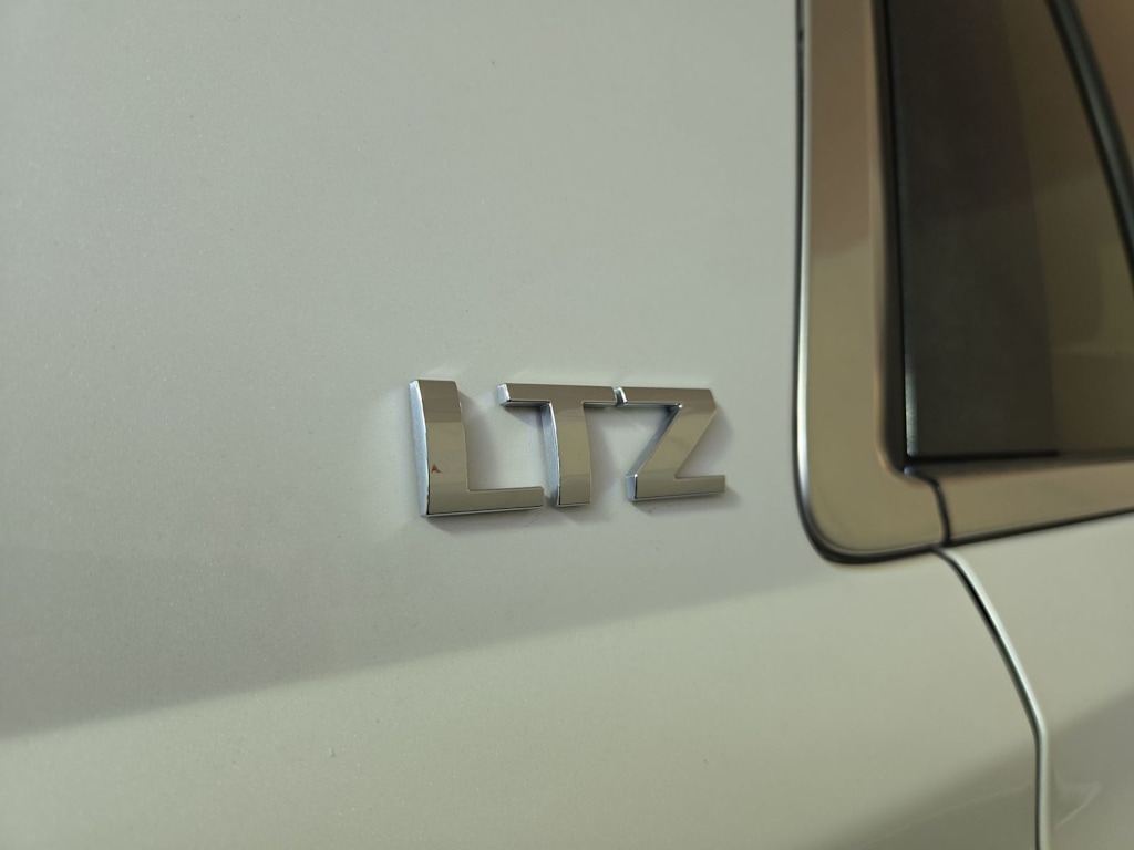 Thumbnail: 2016 Chevrolet Tahoe - 7