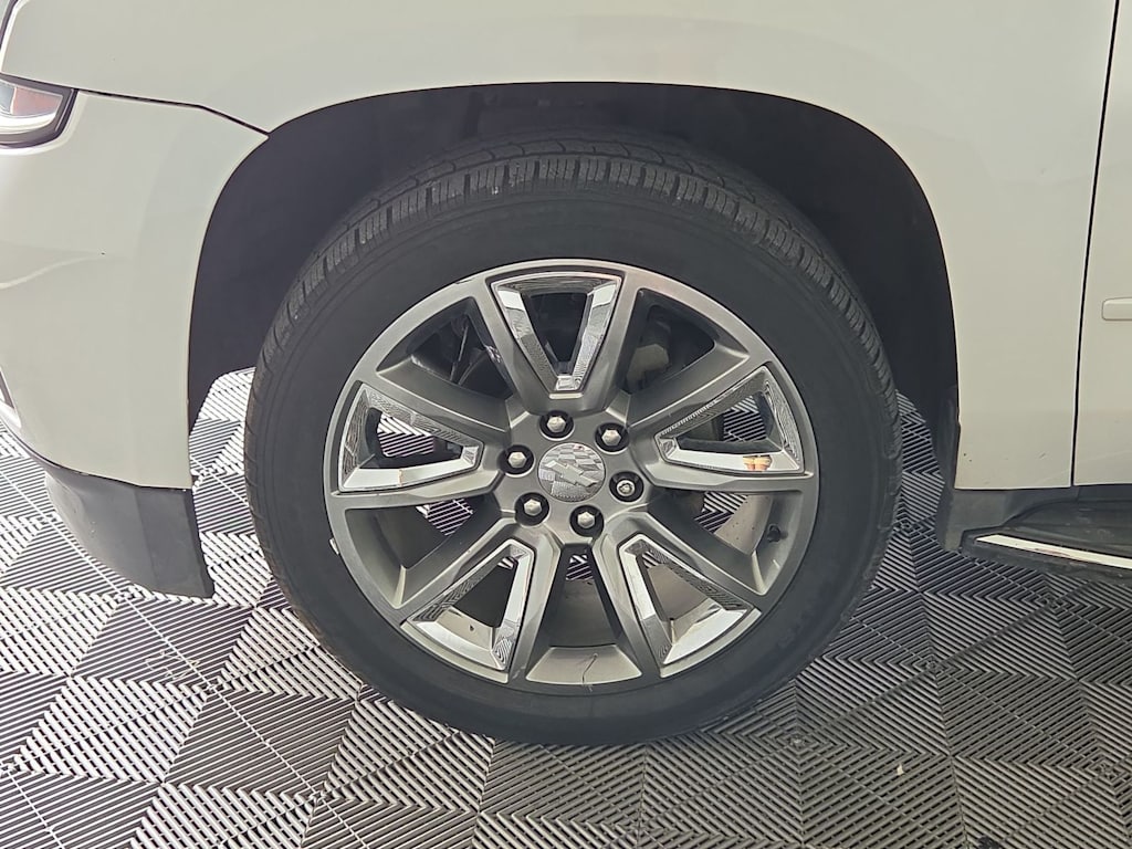 Thumbnail: 2016 Chevrolet Tahoe - 8