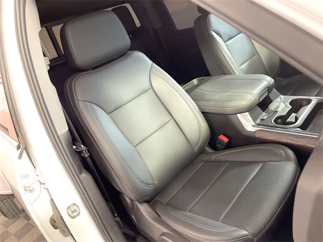 2024 GMC Sierra 3500 SLT 11