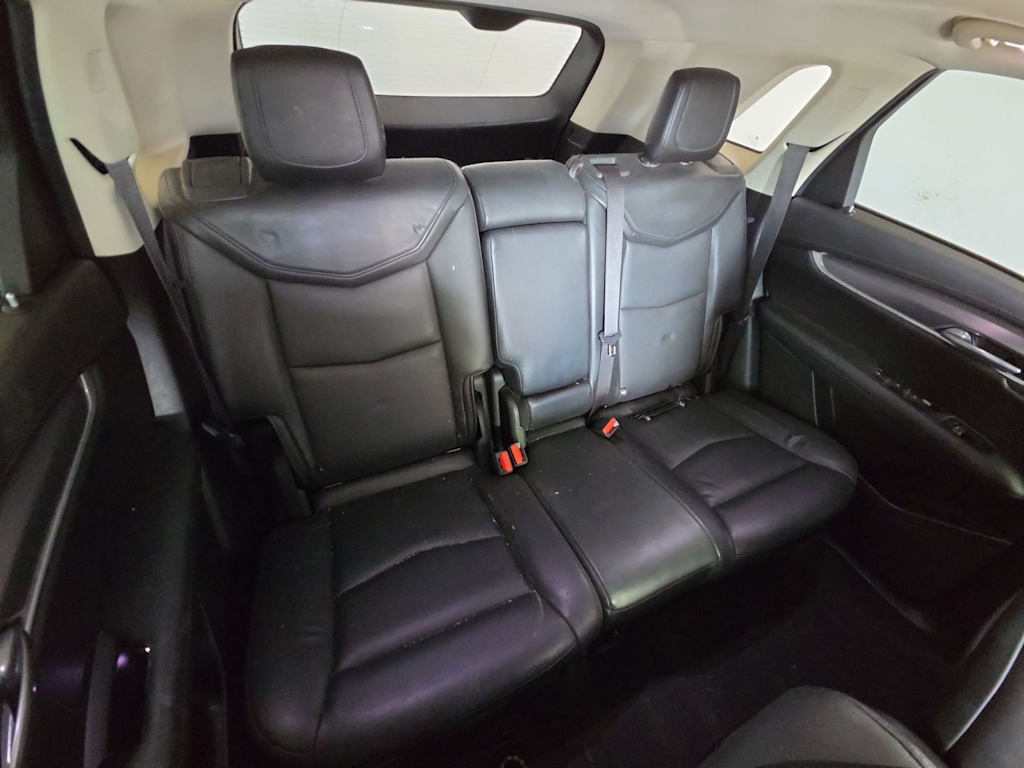 Thumbnail: 2019 Cadillac XT5 - 21