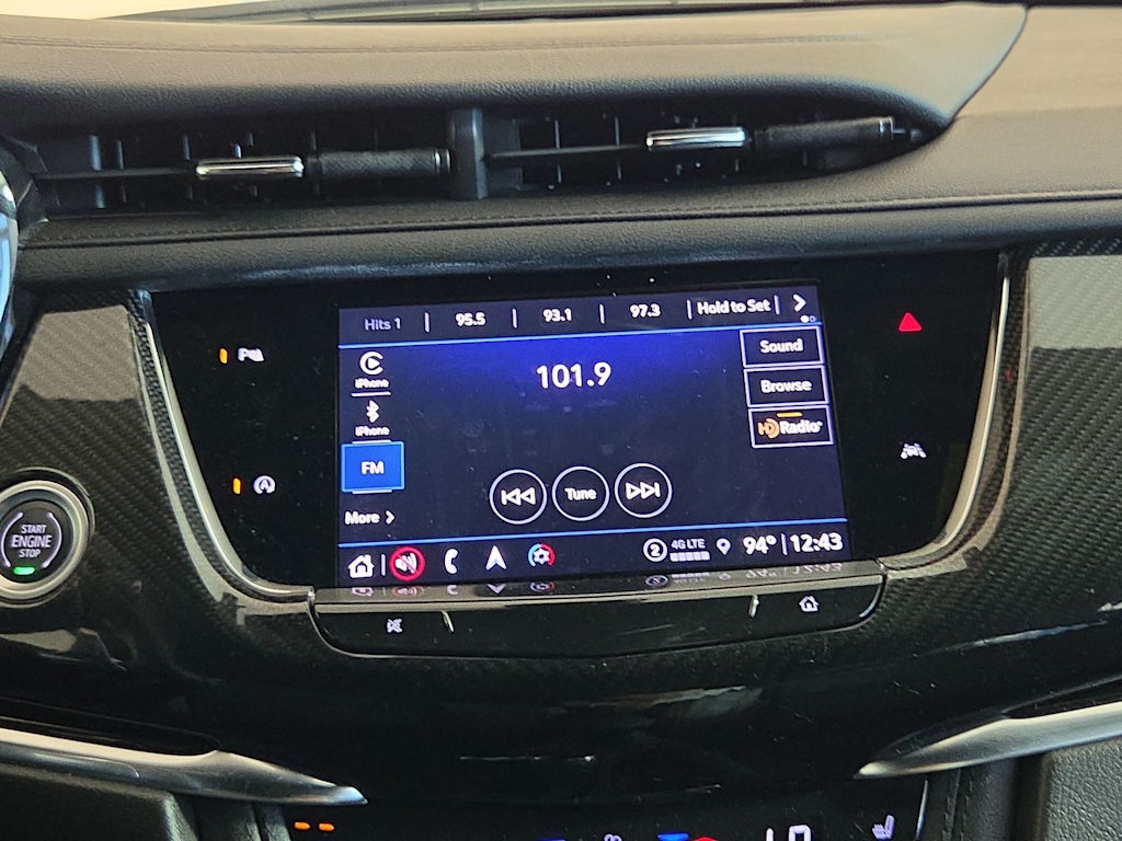Thumbnail: 2023 Cadillac XT6 - 13