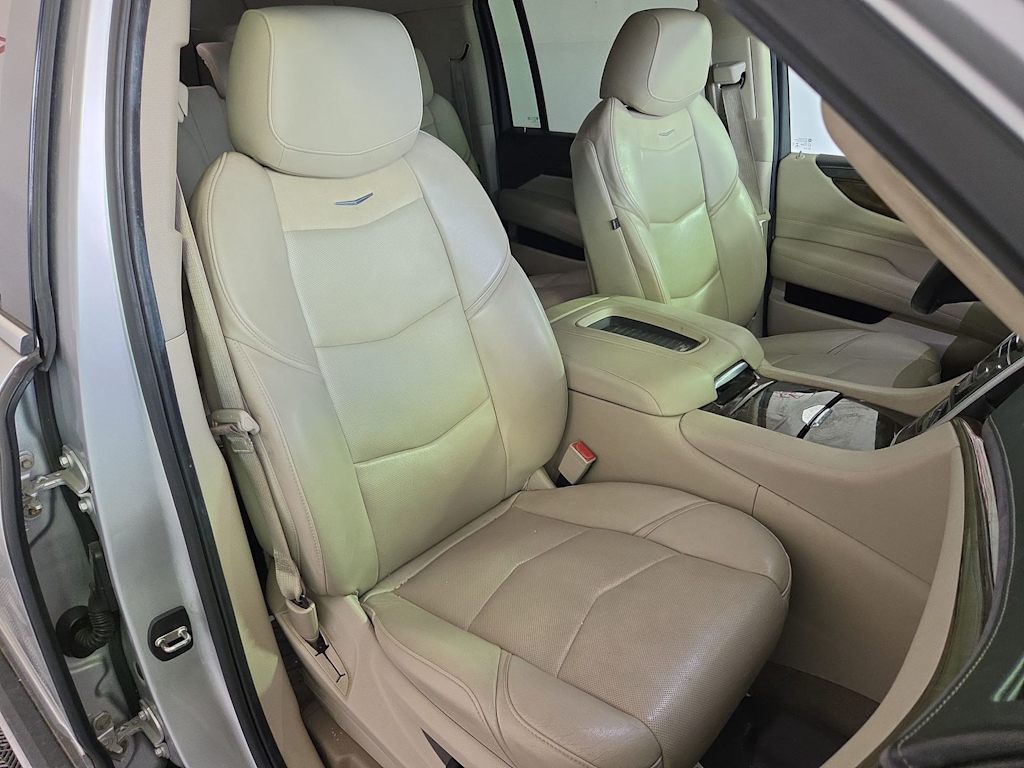 Thumbnail: 2019 Cadillac Escalade - 23