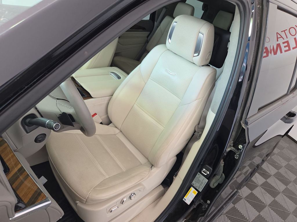 Thumbnail: 2023 Cadillac Escalade - 8