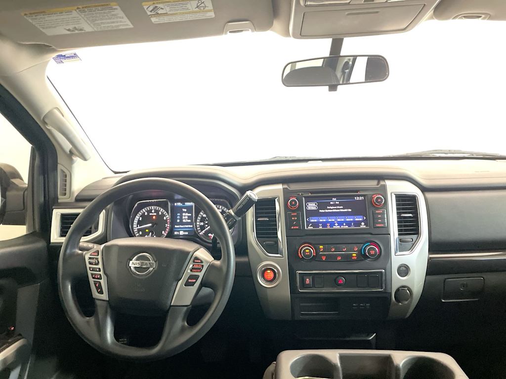 Thumbnail: 2019 Nissan Titan - 2