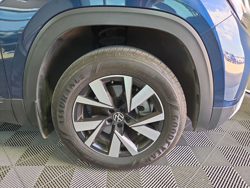 Thumbnail: 2023 Volkswagen Atlas - 8