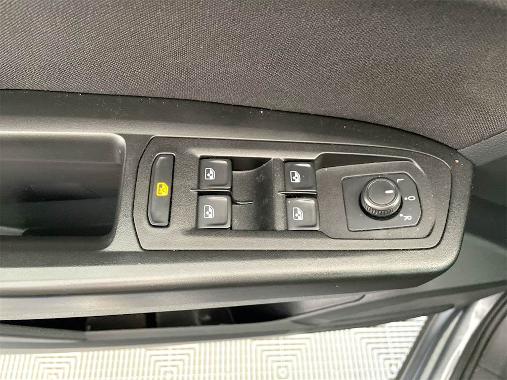 Thumbnail: 2020 Volkswagen Atlas - 21