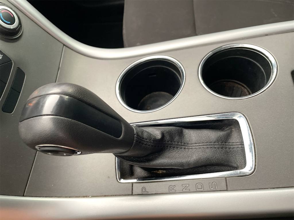 Thumbnail: 2013 Ford Edge - 13