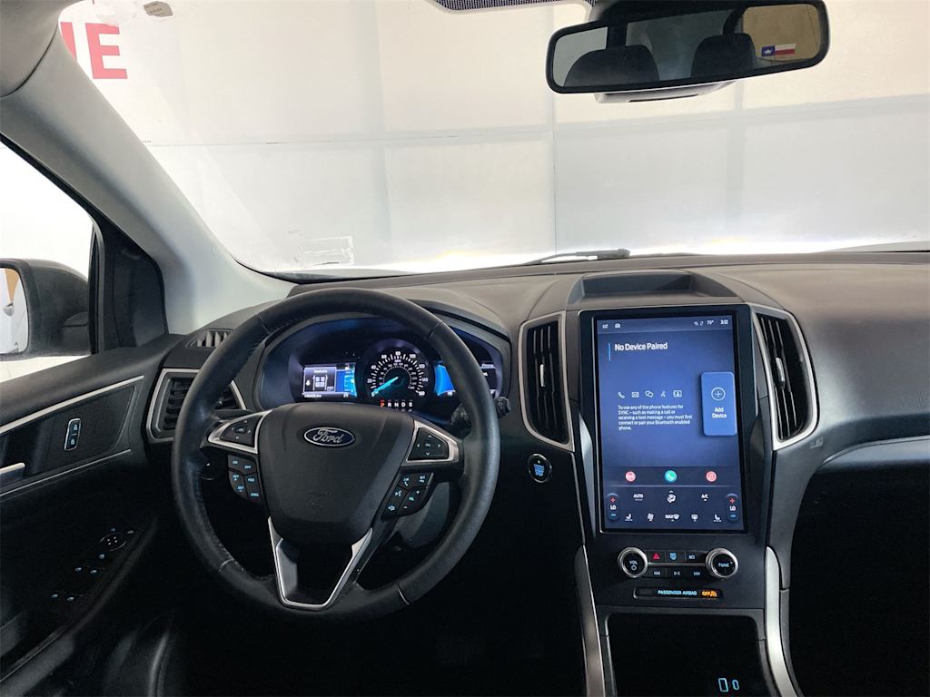 Thumbnail: 2022 Ford Edge - 2