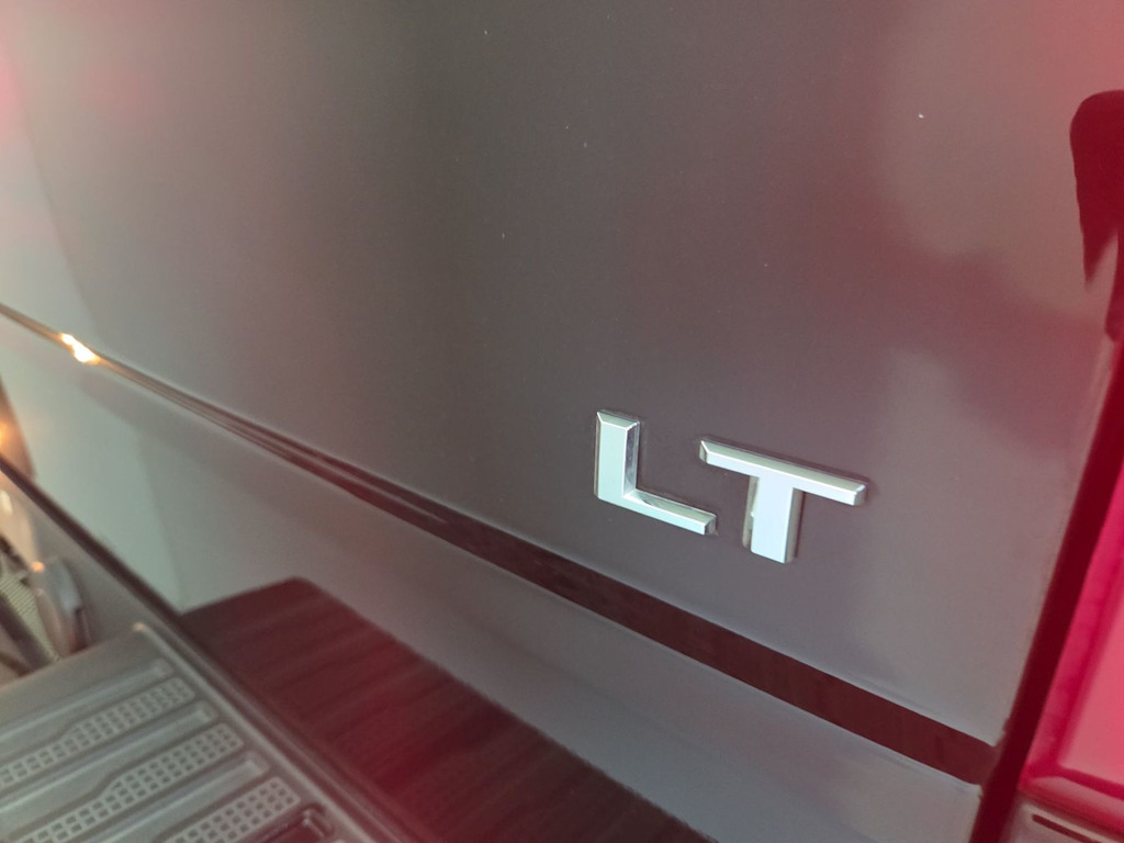 Thumbnail: 2023 Chevrolet Silverado 1500 - 6