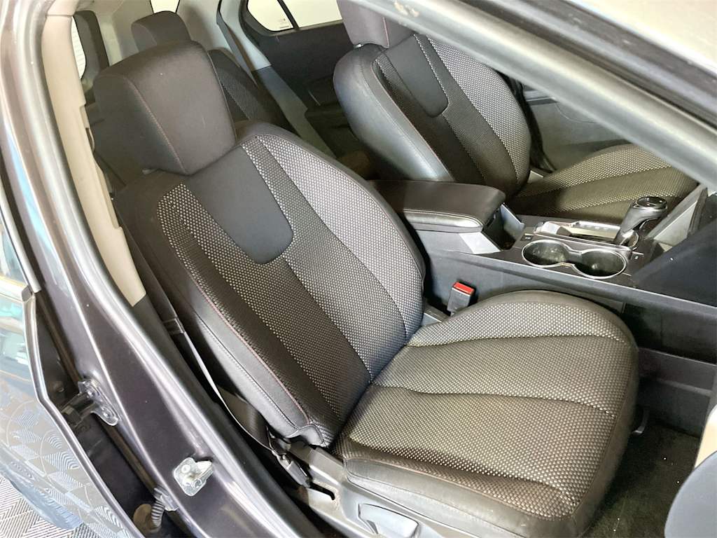 Thumbnail: 2016 Chevrolet Equinox - 12