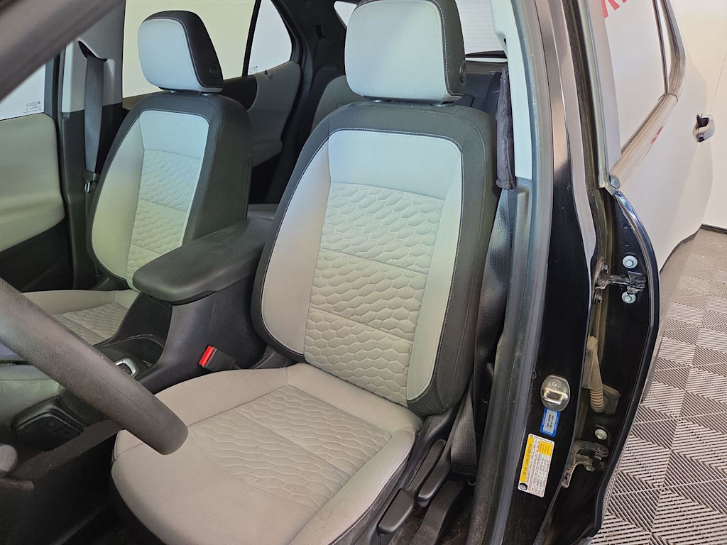 Thumbnail: 2020 Chevrolet Equinox - 10