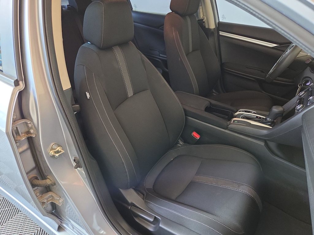 Thumbnail: 2016 Honda Civic - 12