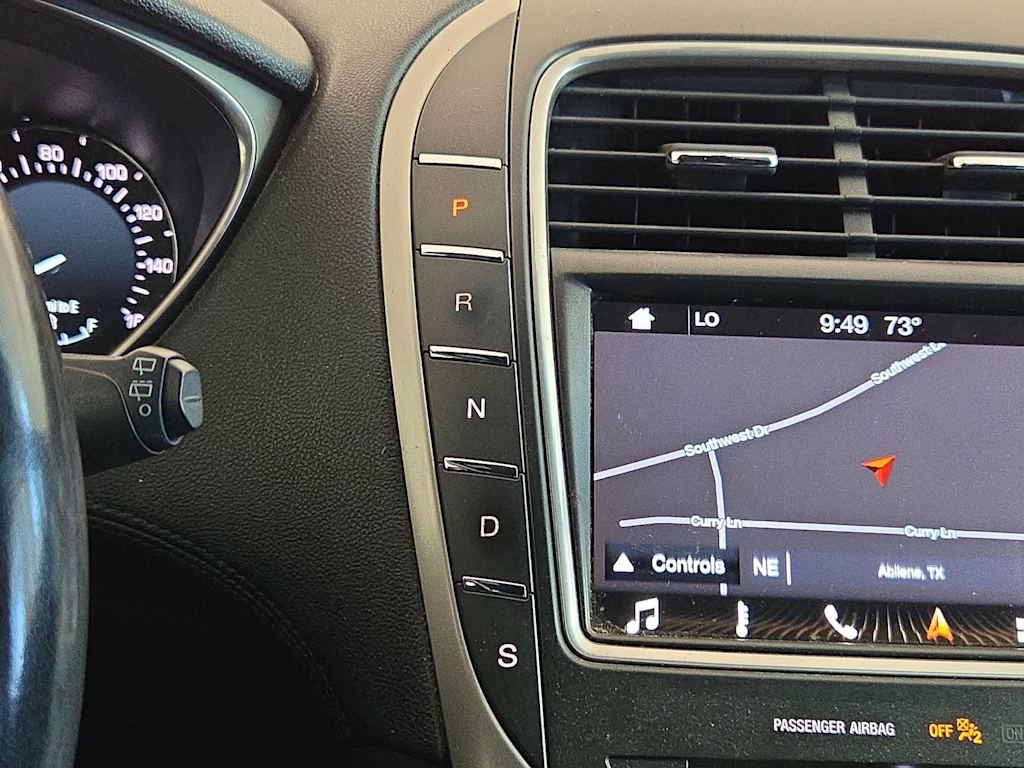 Thumbnail: 2017 Lincoln MKX - 25