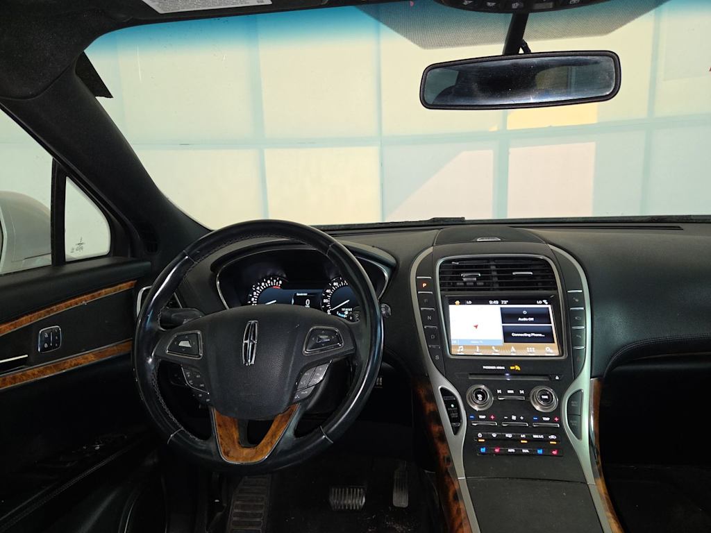 Thumbnail: 2017 Lincoln MKX - 2