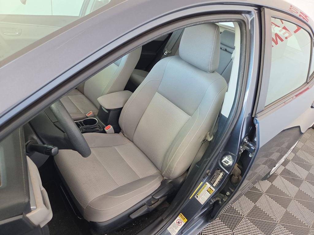 Thumbnail: 2016 Toyota Corolla - 10