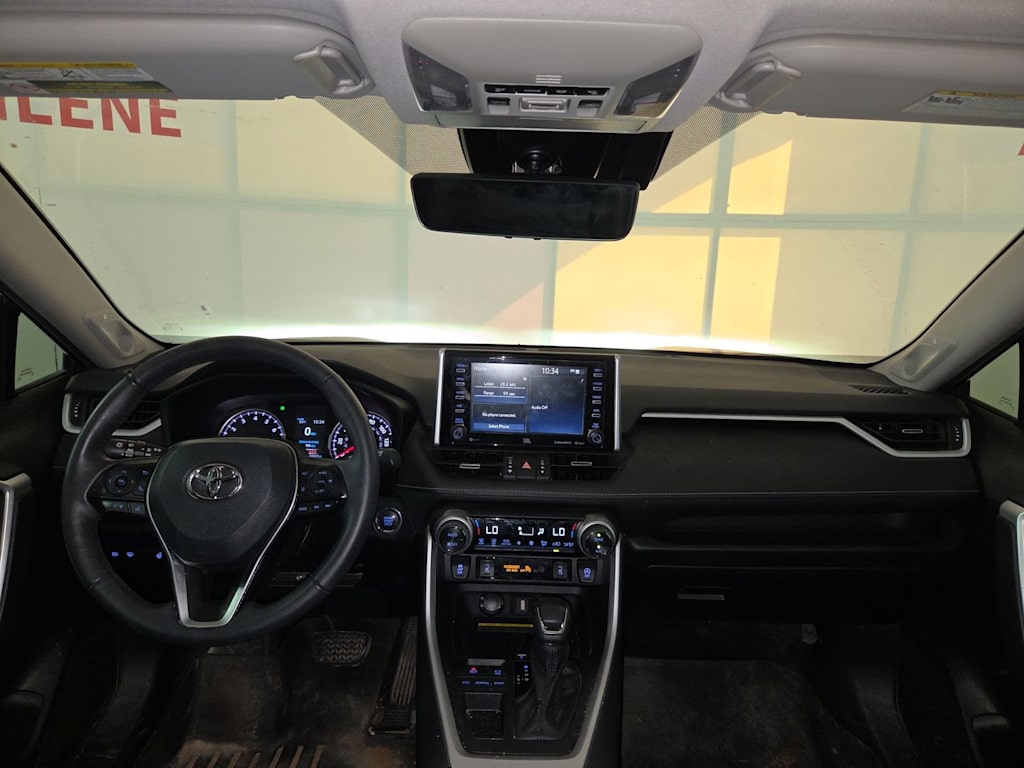 Thumbnail: 2021 Toyota RAV4 - 10