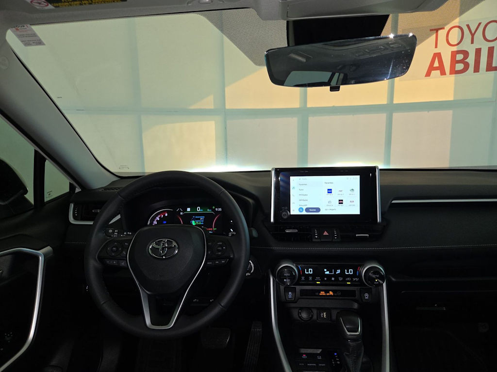 Thumbnail: 2025 Toyota RAV4 - 2
