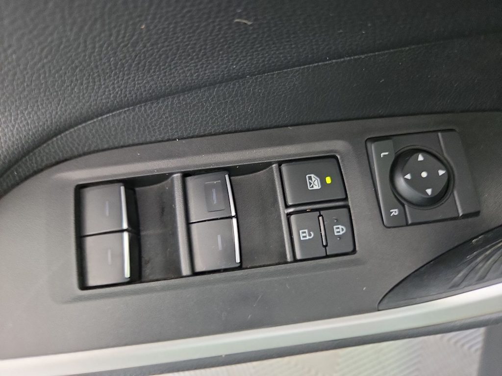 Thumbnail: 2024 Toyota RAV4 - 22