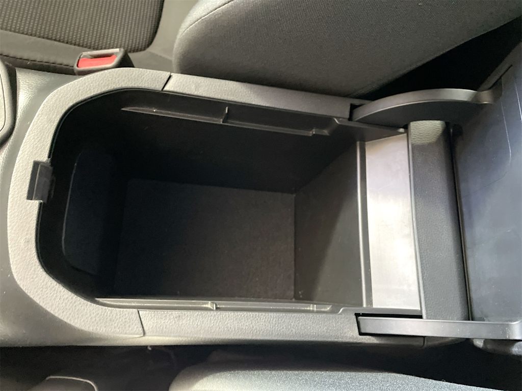 Thumbnail: 2020 Toyota RAV4 - 26