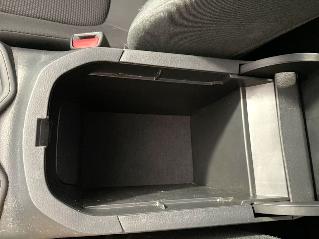 Thumbnail: 2020 Toyota RAV4 - 27