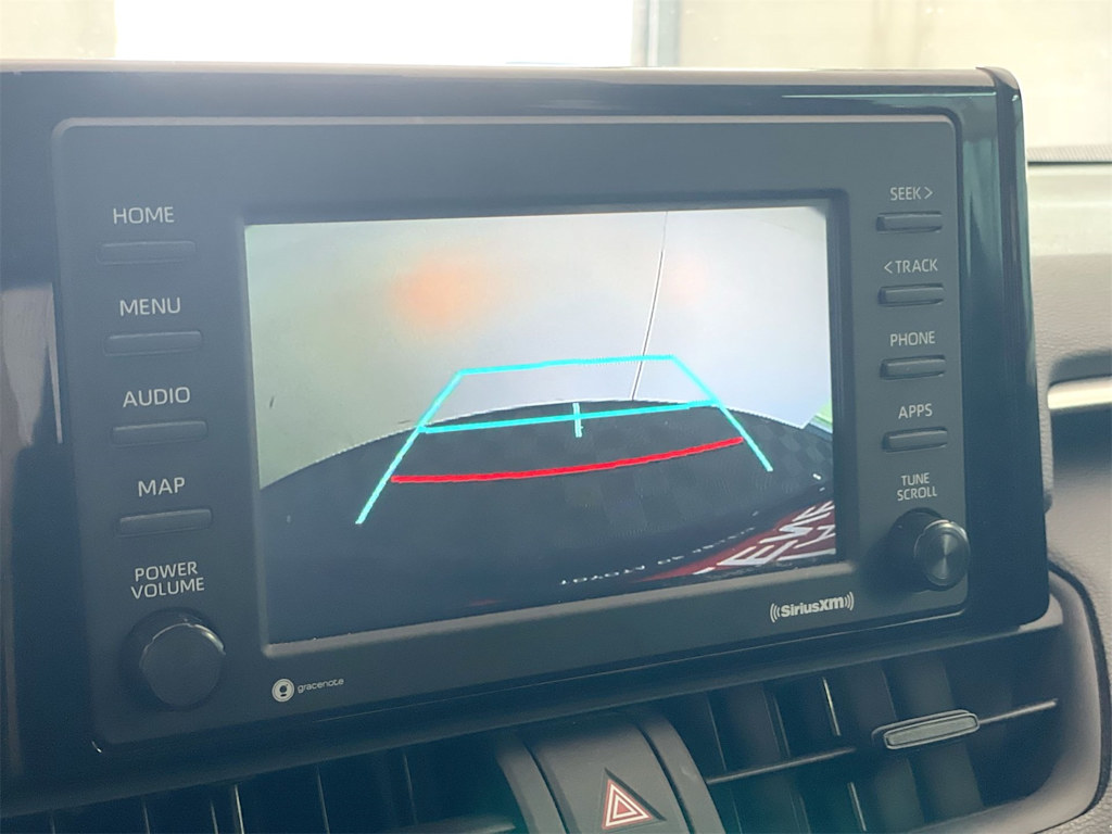 Thumbnail: 2021 Toyota RAV4 - 25