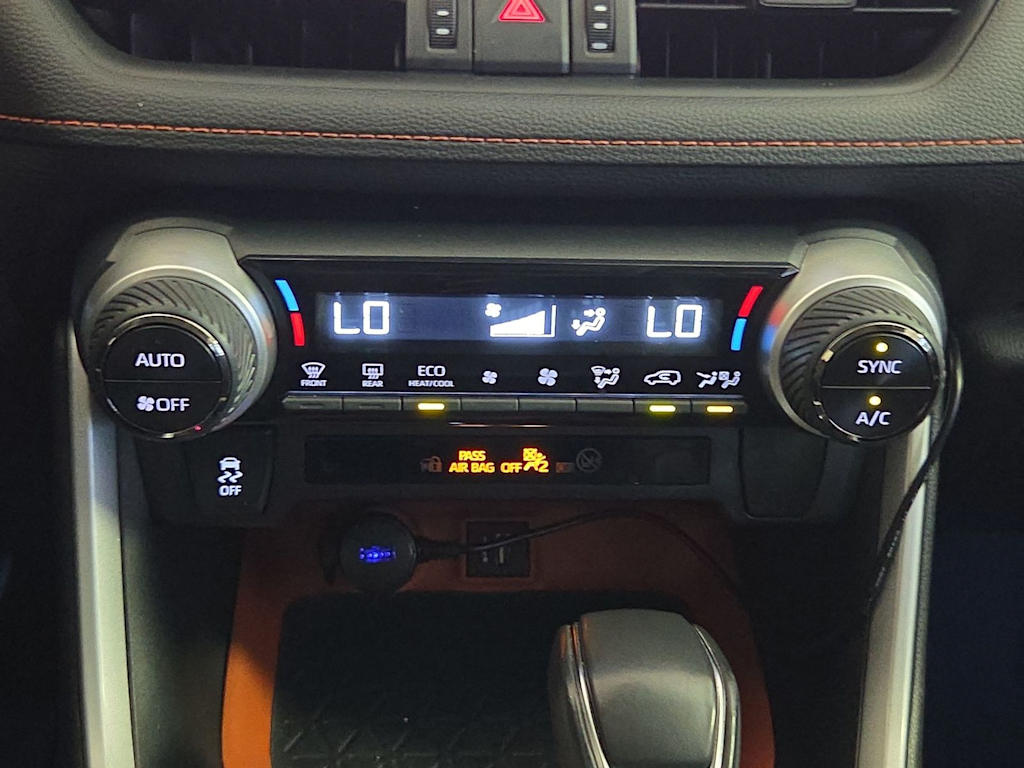 Thumbnail: 2023 Toyota RAV4 - 27