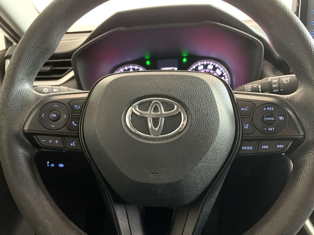 Thumbnail: 2020 Toyota RAV4 - 25