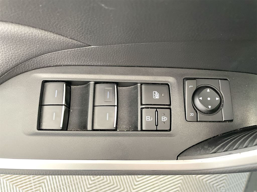 Thumbnail: 2023 Toyota RAV4 - 22