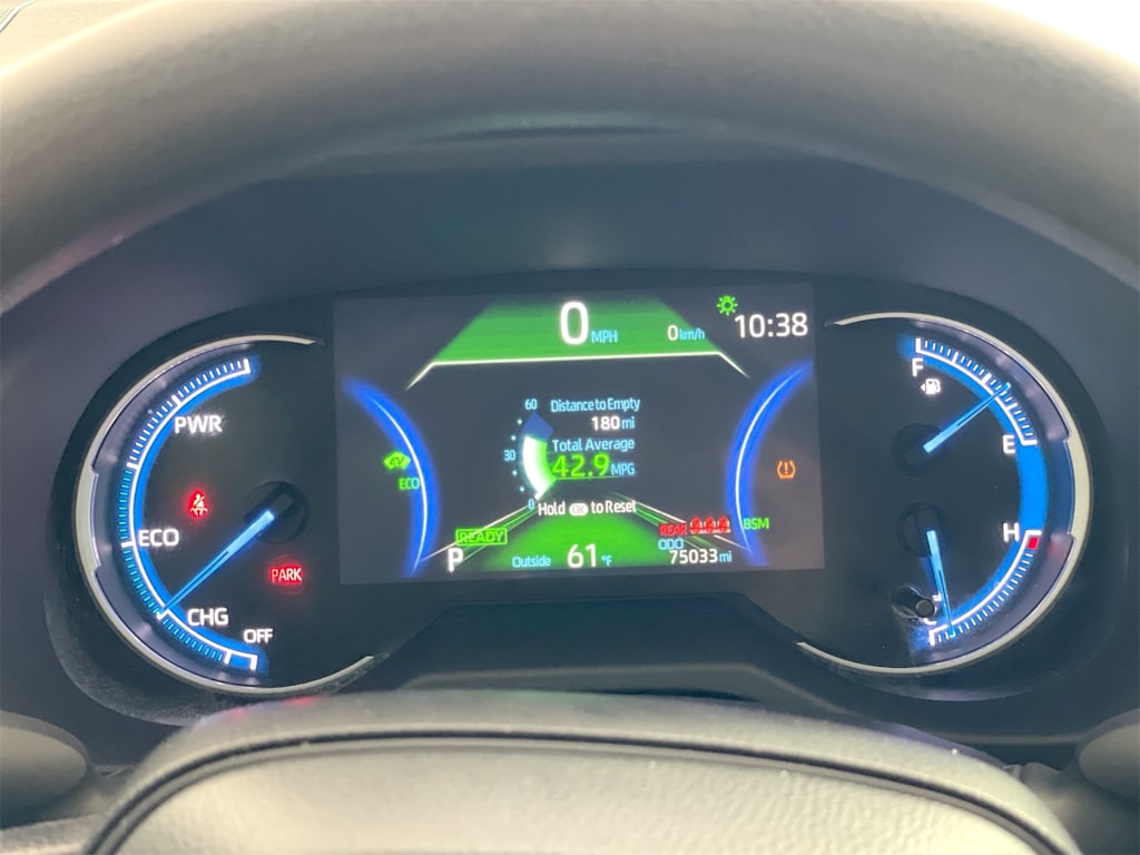 Thumbnail: 2023 Toyota RAV4 - 15