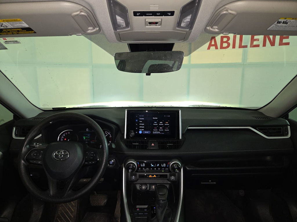 Thumbnail: 2025 Toyota RAV4 - 9
