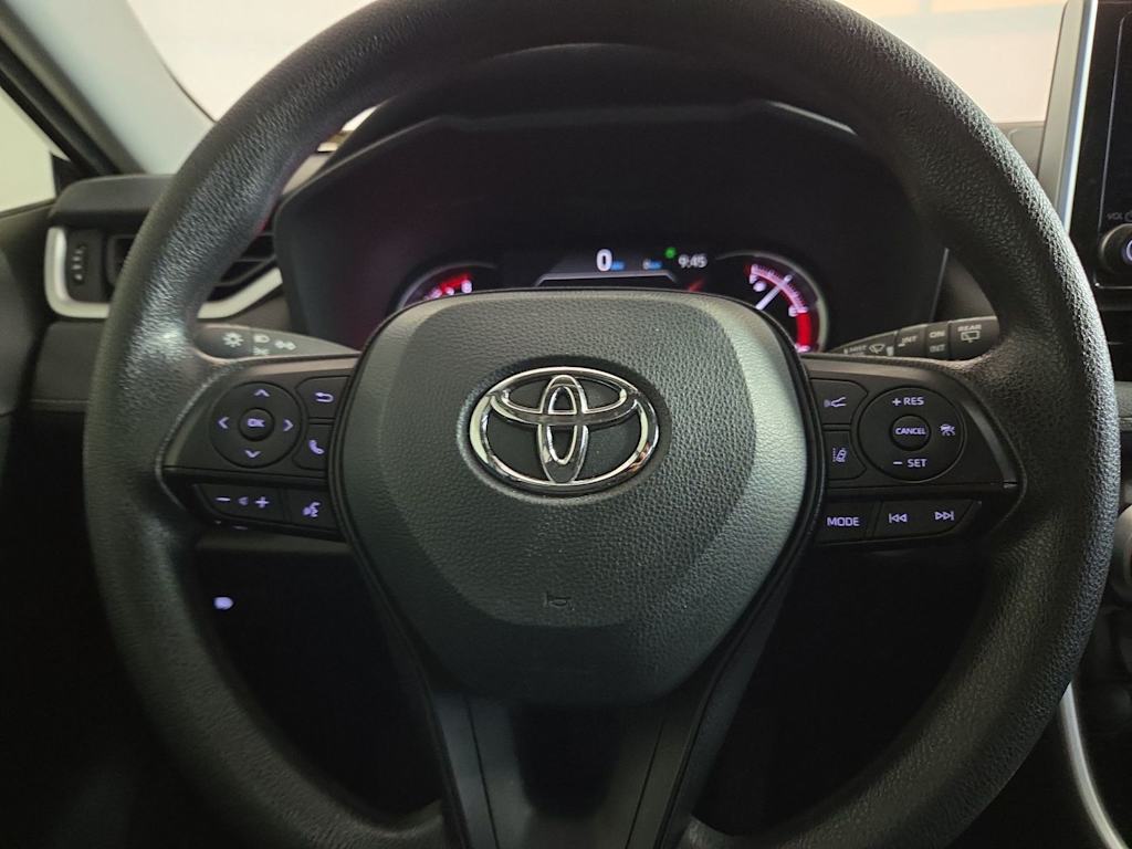 Thumbnail: 2025 Toyota RAV4 - 24