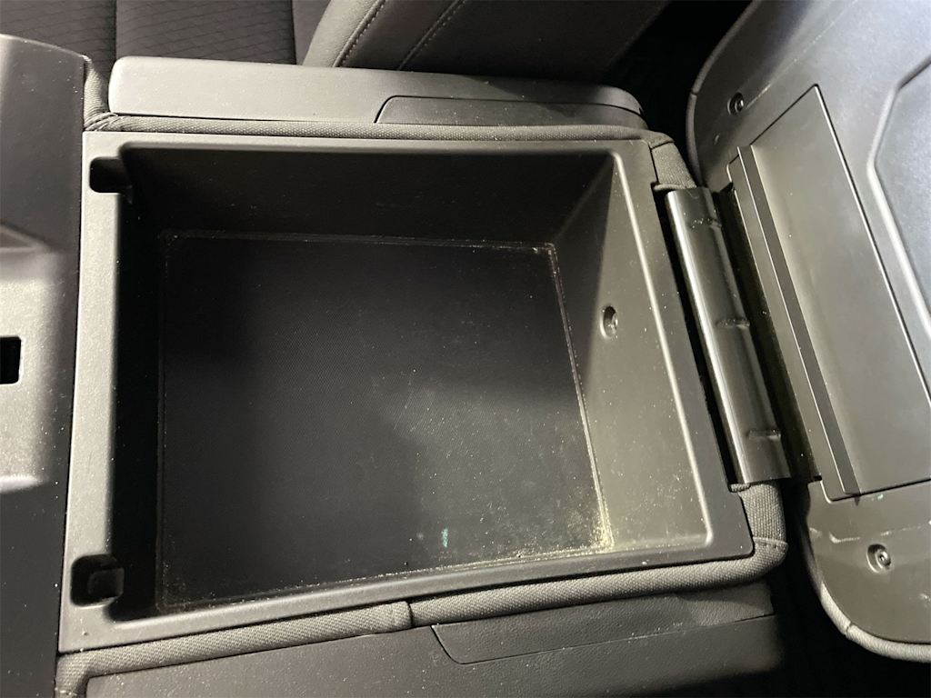 Thumbnail: 2022 Chevrolet Silverado 1500 - 28