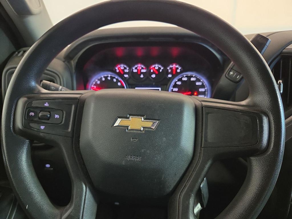 Thumbnail: 2020 Chevrolet Silverado 1500 - 22