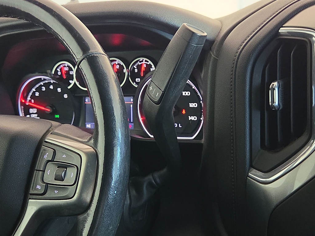 Thumbnail: 2021 Chevrolet Silverado 1500 - 26