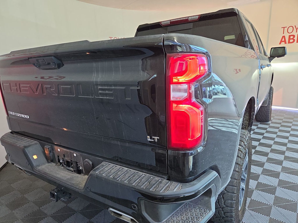Thumbnail: 2025 Chevrolet Silverado 1500 - 18