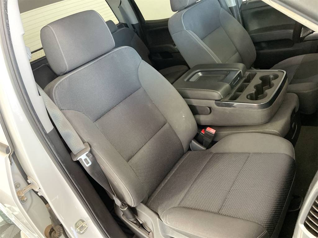 Thumbnail: 2018 Chevrolet Silverado 1500 - 12