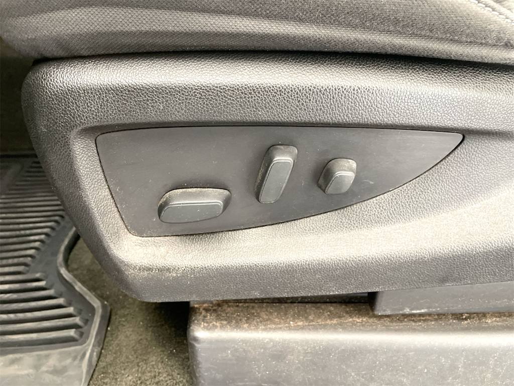 Thumbnail: 2018 Chevrolet Silverado 1500 - 20