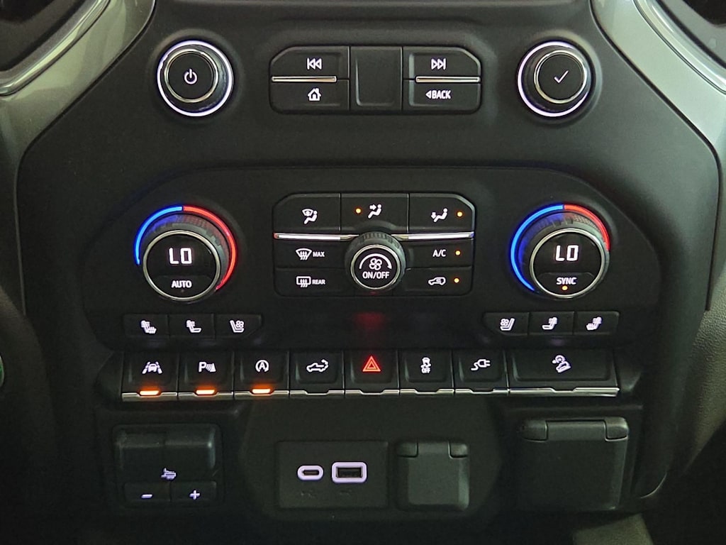 Thumbnail: 2021 Chevrolet Silverado 1500 - 27