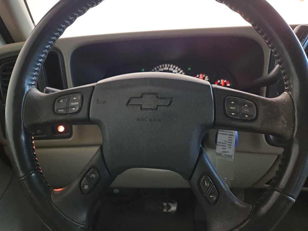 Thumbnail: 2006 Chevrolet Avalanche 1500 - 21