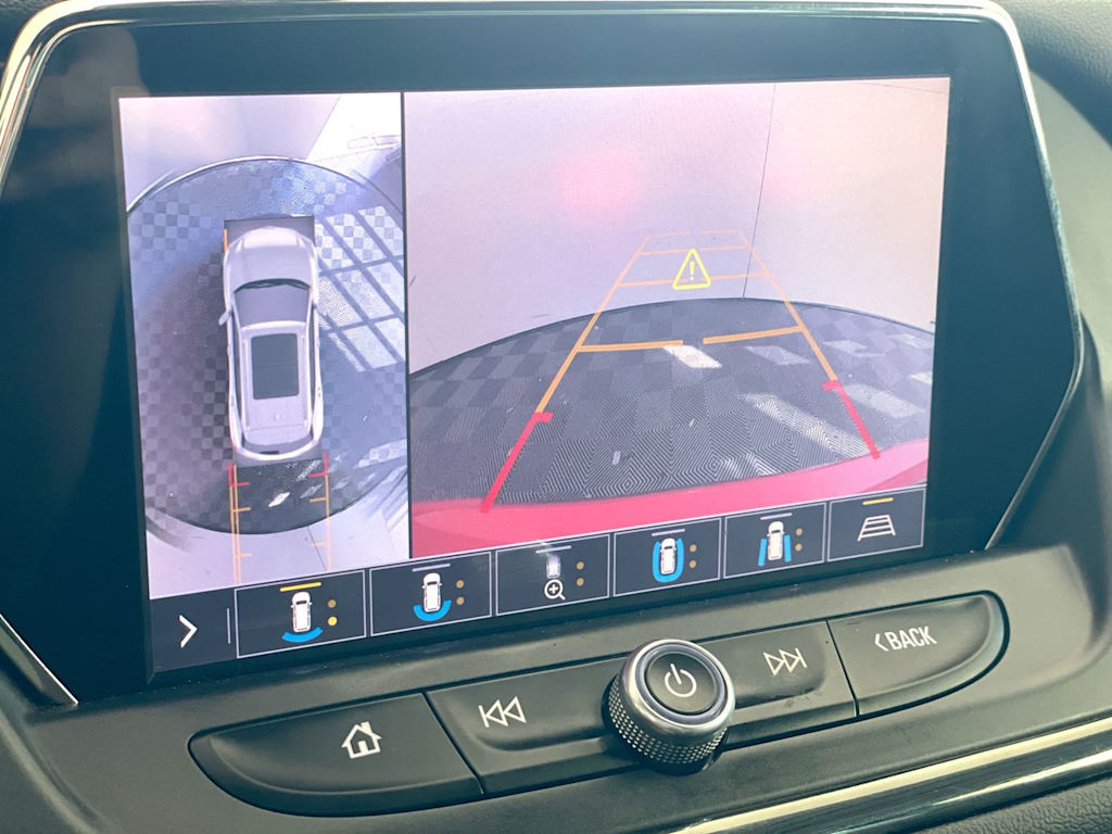 Thumbnail: 2019 Chevrolet Blazer - 26