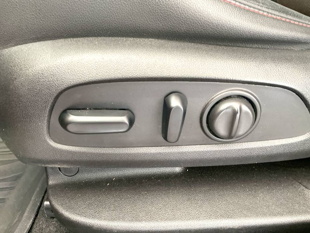 Thumbnail: 2019 Chevrolet Blazer - 22