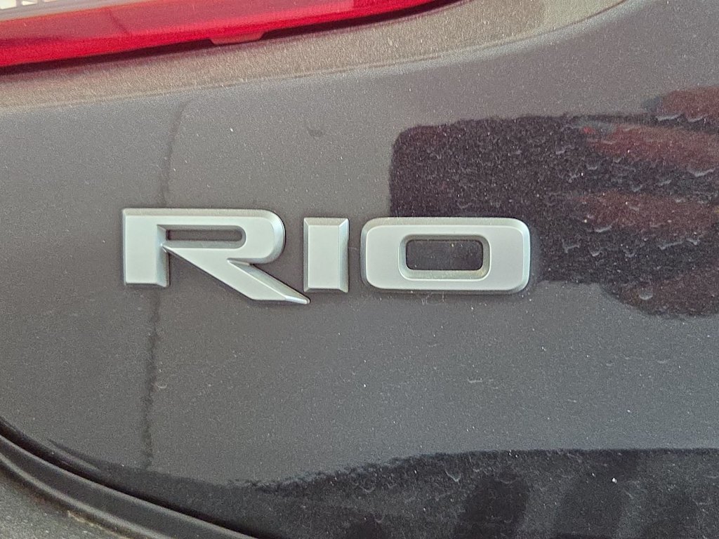 Thumbnail: 2022 Kia Rio - 7