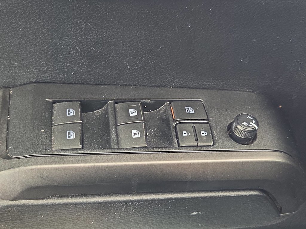 Thumbnail: 2019 Toyota Tacoma - 21