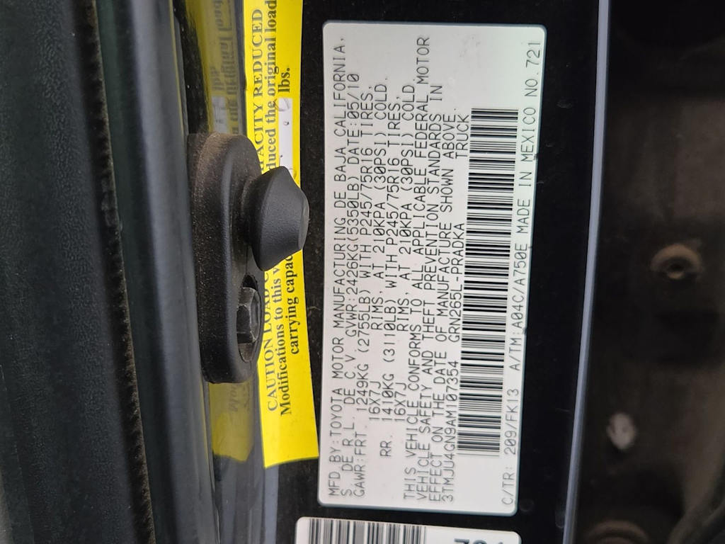Thumbnail: 2010 Toyota Tacoma - 16