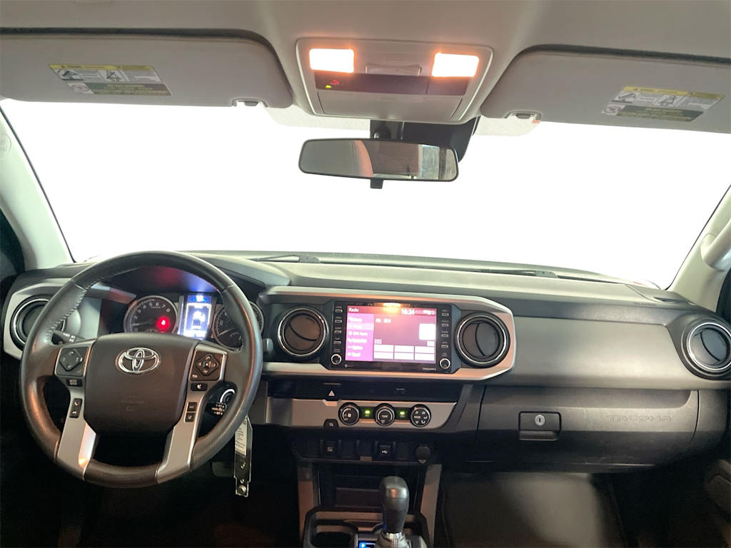 Thumbnail: 2022 Toyota Tacoma - 9